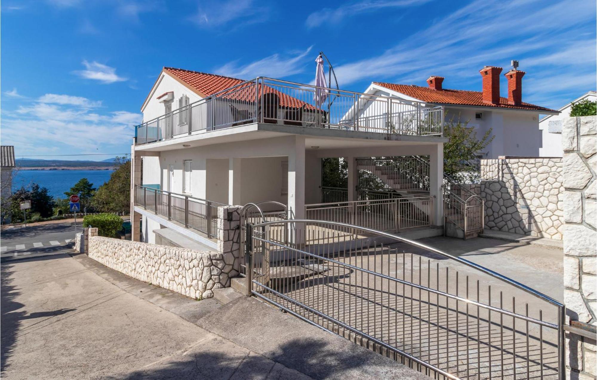 Stunning Apartment In Dramalj With House Sea View Exterior photo